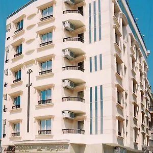 Susanna 3* Luxor